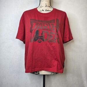 Disney parks Darth Vader star wars red cropped tshirt with slit in back sz L